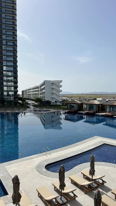 Grand Sapphire Resort Long Beach Trikomo Dış mekan fotoğraf